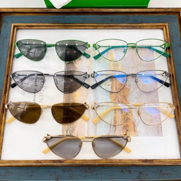 Sunglasses 2023 Women Men BV1186 Eye Cat Frame Fashion Lenses Brand Design Box CASE UV400 Eyeglasses Eyewear
Sunglasses 2023 Women Men BV1186 Eye Cat Frame Fashion Lenses Brand Design Box CASE UV400 Eyeglasses Eyewear