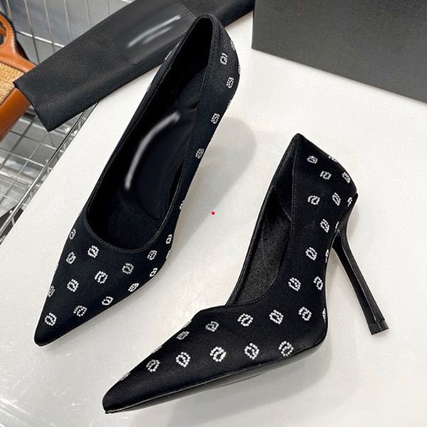 2023 brand pumps high heel shoes wedding shoe real leather pointed toes women nude black patent leathers size 35-40 -342
2023 brand pumps high heel shoes wedding shoe real leather pointed toes women nude black patent leathers size 35-40 -342