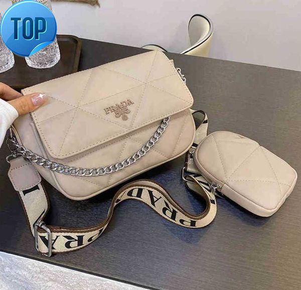 shopping bags designer bag super fengxiang lock chain single shoulder oblique span net red small square hessfg
shopping bags designer bag super fengxiang lock chain single shoulder oblique span net red small square hessfg