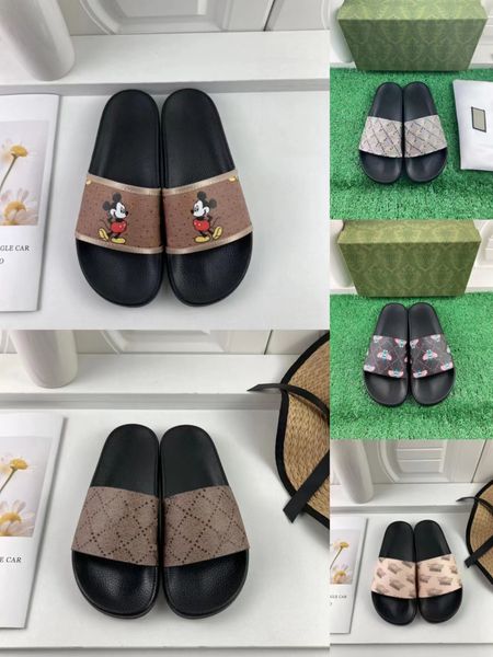 classic designer slippers popular sandals dust box printed flat heels fashion casual beach comfortable slippers couple style 36-45, Black
classic designer slippers popular sandals dust box printed flat heels fashion casual beach comfortable slippers couple style 36-45, Black