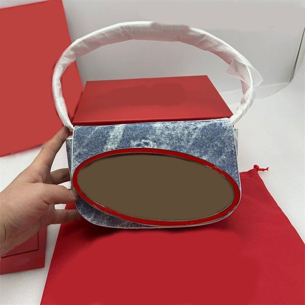 multicolor designer handbag for women shoulder bag popular pochette magnetic flap closure glossy leather shoulder bags letters pattern xb009
multicolor designer handbag for women shoulder bag popular pochette magnetic flap closure glossy leather shoulder bags letters pattern xb009
