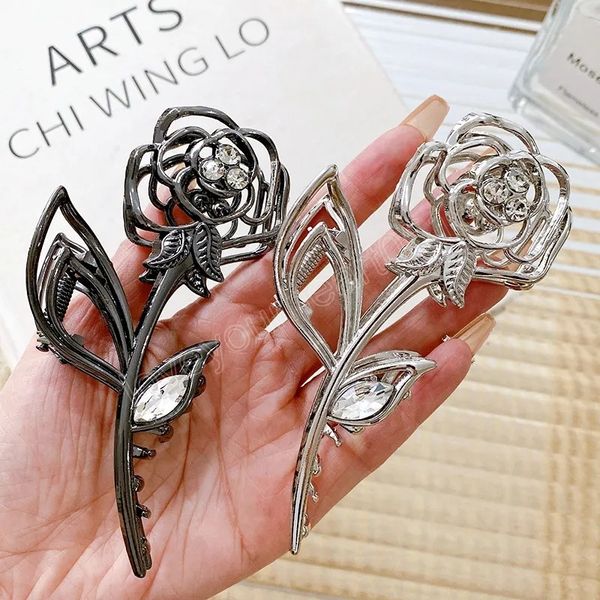 retro 11cm large metal hollow rose rhinestones hair claw flower shape alloy ponytail clip hair accessories, Golden;silver
retro 11cm large metal hollow rose rhinestones hair claw flower shape alloy ponytail clip hair accessories, Golden;silver