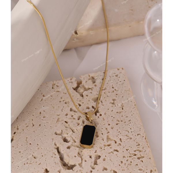 double-sided black white enamel natural shell pendant necklace for women stainless steel metal choker temperament gift fashion jewelryneckla, Silver
double-sided black white enamel natural shell pendant necklace for women stainless steel metal choker temperament gift fashion jewelryneckla, Silver