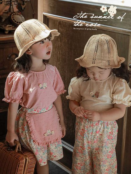 clothing sets girls' sweet shirt 2023 summer baby detachable doll collar children's princess style floral skirt p230418, White
clothing sets girls' sweet shirt 2023 summer baby detachable doll collar children's princess style floral skirt p230418, White
