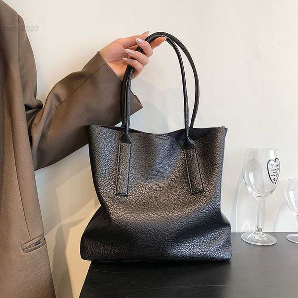 evening bags the latest small tote bag for women 2023 winter soft pu leather shoulder side bag vintage trendy lady shopping pouch designer
evening bags the latest small tote bag for women 2023 winter soft pu leather shoulder side bag vintage trendy lady shopping pouch designer