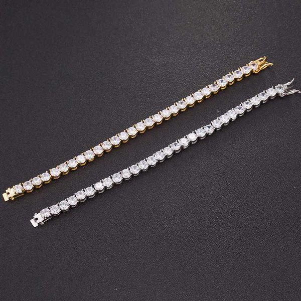selling 925 silver tennis chain 5mm vvs moissanite 18k gold plated tennis bracelet
selling 925 silver tennis chain 5mm vvs moissanite 18k gold plated tennis bracelet