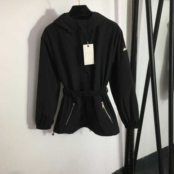23ss women coat womens jacket womens designer clothing zipper pocket belt tucked waist long sleeve hooded trench coat women clothes a1, Black;brown
23ss women coat womens jacket womens designer clothing zipper pocket belt tucked waist long sleeve hooded trench coat women clothes a1, Black;brown
