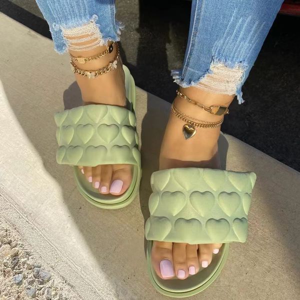 slippers 2023 luxury brand women summer outdoor versatile antislip durable slippers beach sandals home heart 230419, Black
slippers 2023 luxury brand women summer outdoor versatile antislip durable slippers beach sandals home heart 230419, Black