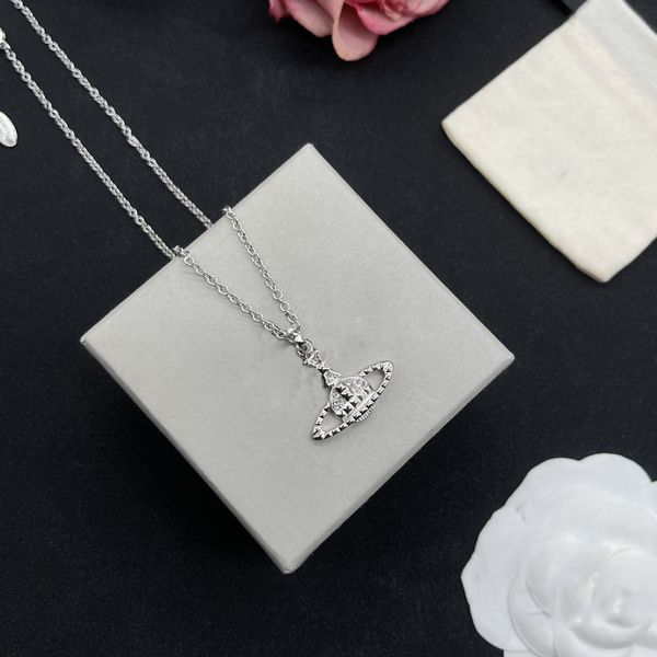 fashion designer pendant necklaces brandletter viviene chokers luxury women jewelry westwood metal pearl gold necklace cjeweler for woman ch, Silver
fashion designer pendant necklaces brandletter viviene chokers luxury women jewelry westwood metal pearl gold necklace cjeweler for woman ch, Silver