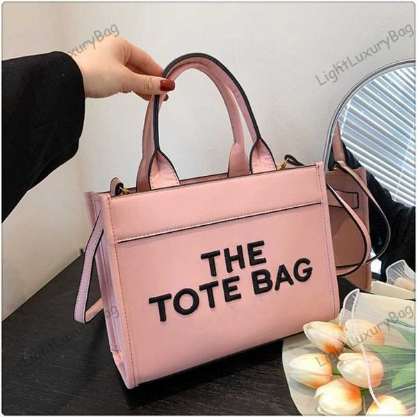 famous designer bags m the tote bag luxury women crossbody purse j multi pochette handbags pu leather purses shoulder casual square handbag
famous designer bags m the tote bag luxury women crossbody purse j multi pochette handbags pu leather purses shoulder casual square handbag