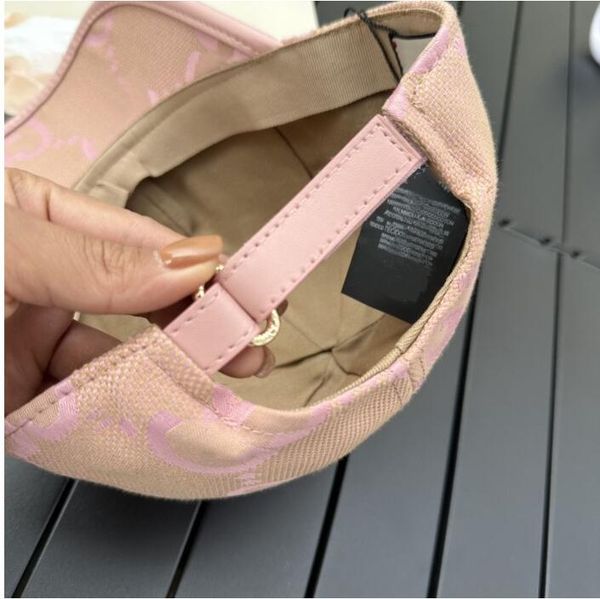 fashiondesigner baseball cap for casual sports letter caps new products sunshade hat personality simple hat, Blue;gray
fashiondesigner baseball cap for casual sports letter caps new products sunshade hat personality simple hat, Blue;gray