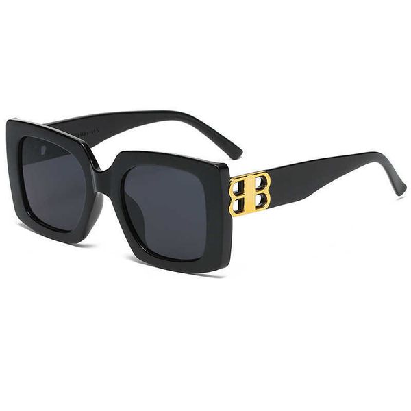 large frame b letter 2023 new women's ins red street p square sunglasses fashion versatile, White;black
large frame b letter 2023 new women's ins red street p square sunglasses fashion versatile, White;black