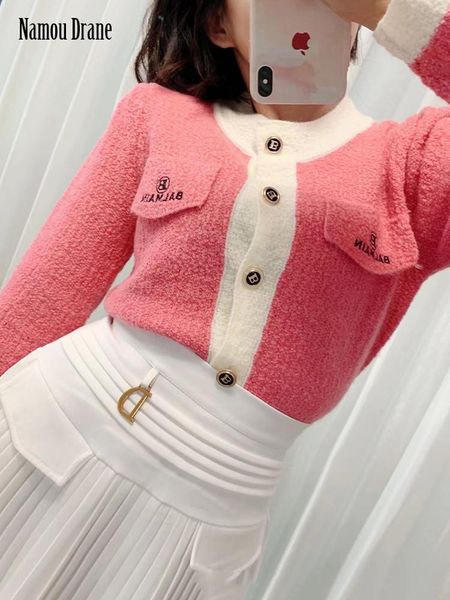 sweaters namou drane 2022 spring and autumn fashion color women's knit cardigan style round collar long sleeve metal button coat, White;black
sweaters namou drane 2022 spring and autumn fashion color women's knit cardigan style round collar long sleeve metal button coat, White;black