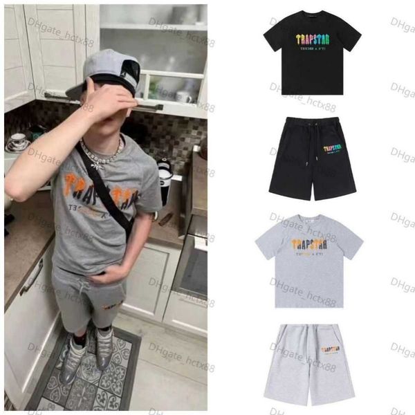 men's t-shirts summer trapstar towel embroidery cotton t-shirt men beach shorts sets streetwear tracksuit men's sportswear fs, White;black
men's t-shirts summer trapstar towel embroidery cotton t-shirt men beach shorts sets streetwear tracksuit men's sportswear fs, White;black