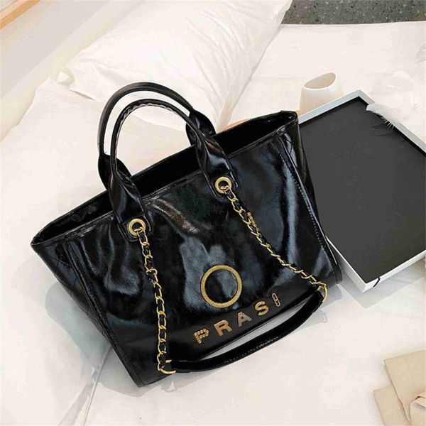 70% off fashion women's handbags beach luxury metal badge tote bag small capacity large leather one backpack 6uei
70% off fashion women's handbags beach luxury metal badge tote bag small capacity large leather one backpack 6uei