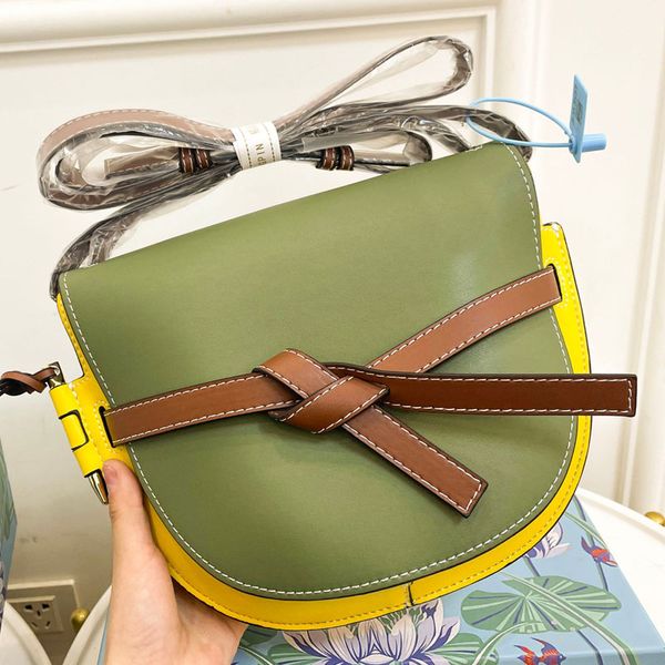 women clutch shoulder crossbody purse women handbag fashion designer genuine leather cowhide patchwork color flap pouch printed pattern
women clutch shoulder crossbody purse women handbag fashion designer genuine leather cowhide patchwork color flap pouch printed pattern