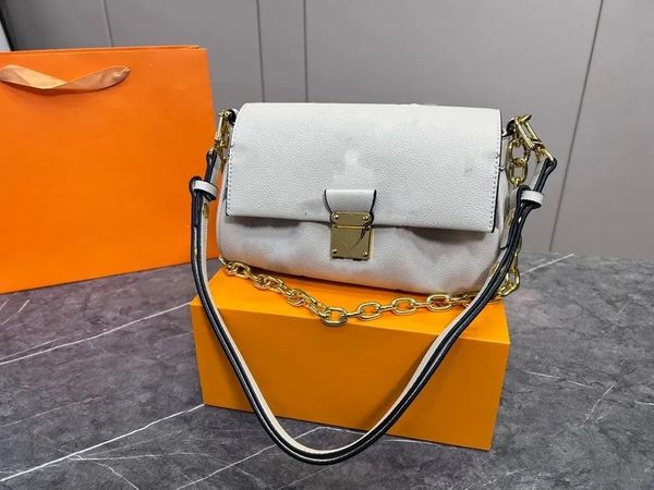 mt chain one shoulder bag designer women's tote mini tote patterned embossed leather pocket purse
mt chain one shoulder bag designer women's tote mini tote patterned embossed leather pocket purse