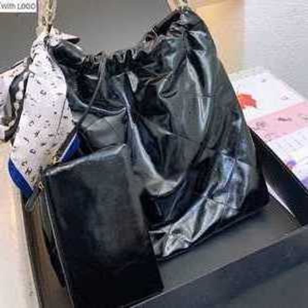bag cc waist shoulder chain bags bag refuse letter quilted women's oil wax 39 x42 large 37x35 small lacquer vertical version s19o h615, White
bag cc waist shoulder chain bags bag refuse letter quilted women's oil wax 39 x42 large 37x35 small lacquer vertical version s19o h615, White
