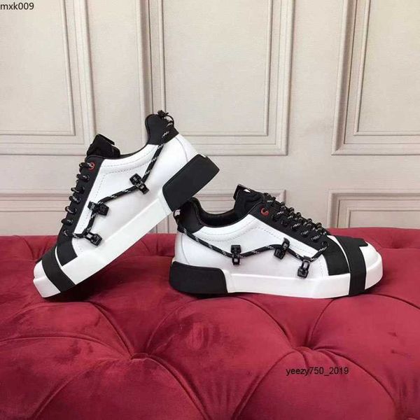 the new man platform shoes men women running shoe skateboard utility mens trainers sports sneakers scarpe chaussures cx mxk9201012
the new man platform shoes men women running shoe skateboard utility mens trainers sports sneakers scarpe chaussures cx mxk9201012