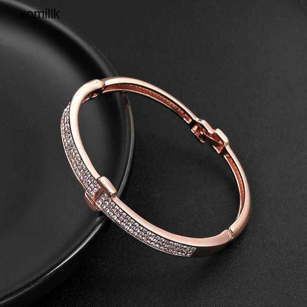 hermm classics 2023 new women s h bracelet with diamond letter decoration simple versatile jewelry, Black
hermm classics 2023 new women s h bracelet with diamond letter decoration simple versatile jewelry, Black