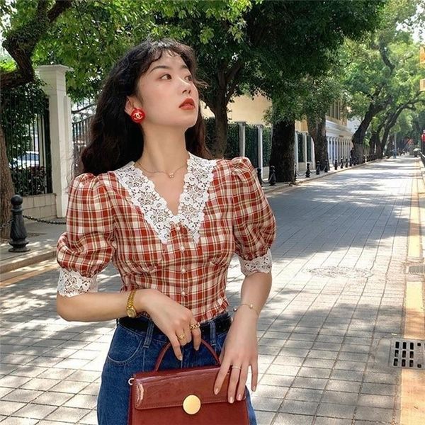 t-shirt qweek vintage plaid shirt women checkered puff sleeve blouse with lace crop korean style 2021 fashion 90s oversize bodycon, White
t-shirt qweek vintage plaid shirt women checkered puff sleeve blouse with lace crop korean style 2021 fashion 90s oversize bodycon, White
