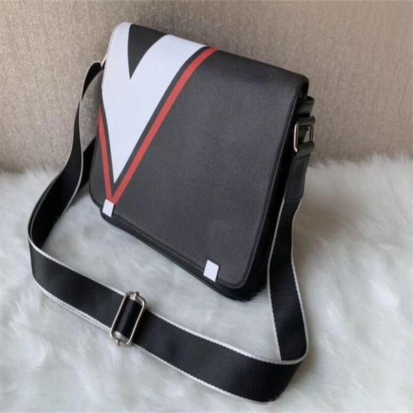 men leather backpack designer luxury bags briefcase handbag shoulder chain bag crossbody clutch hand bags
men leather backpack designer luxury bags briefcase handbag shoulder chain bag crossbody clutch hand bags