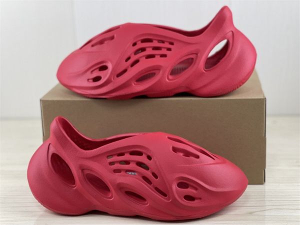 slippers shoes adds big red og trendy sports slippers outdoor shoes with original box, Black
slippers shoes adds big red og trendy sports slippers outdoor shoes with original box, Black