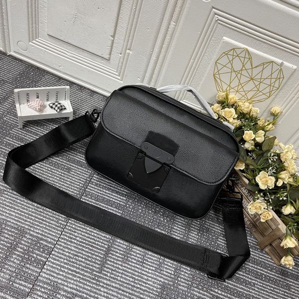 designer womens shoulder bag luxury s lock handbags brown flowers letters macassar messenger bags quality leather envelope purses ladies fas
designer womens shoulder bag luxury s lock handbags brown flowers letters macassar messenger bags quality leather envelope purses ladies fas