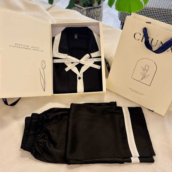 couple pajamas women's spring and summer ice thin small set autumn large size named gift box home clothing
couple pajamas women's spring and summer ice thin small set autumn large size named gift box home clothing
