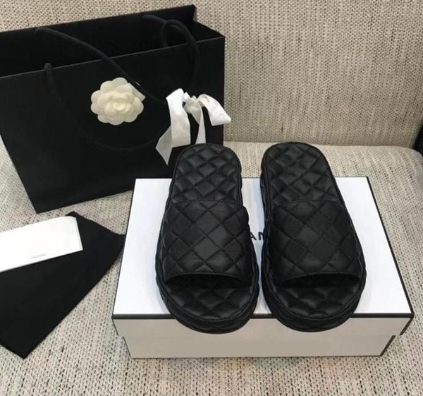 2021 classic women slippers multicolor sandals ladies wedding leather slipper party casual flat shoes q041134746, Black
2021 classic women slippers multicolor sandals ladies wedding leather slipper party casual flat shoes q041134746, Black