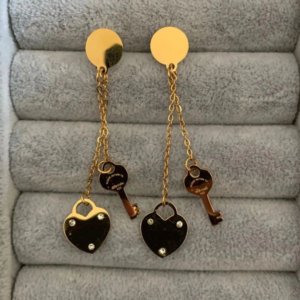 original designer branded long large t heart stud 316l stainless steel 18k gold silver rose women letter logo engrave tassel love earrings g, Golden;silver
original designer branded long large t heart stud 316l stainless steel 18k gold silver rose women letter logo engrave tassel love earrings g, Golden;silver
