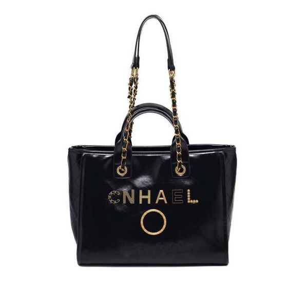 luxury classic women's handbags beach metal badge tote bag designer small female capacity large leather one shoulder backpack ulte us o
luxury classic women's handbags beach metal badge tote bag designer small female capacity large leather one shoulder backpack ulte us o
