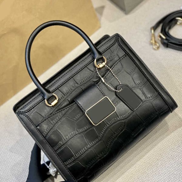 tote bags designer bags handbags women weekend bag large luxurys handbags purse leather shoulder bags female crossbody wallet 221210
tote bags designer bags handbags women weekend bag large luxurys handbags purse leather shoulder bags female crossbody wallet 221210