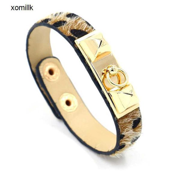hermm elegant jade bangle bracelet ouhan fan street shooting jewelry new h button rivet decoration leopard pattern horse hair bracelet small, Black
hermm elegant jade bangle bracelet ouhan fan street shooting jewelry new h button rivet decoration leopard pattern horse hair bracelet small, Black