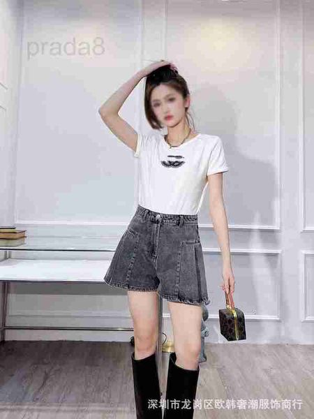 women's jeans designer embroidered denim skirt pants at the back waist, new style for grandma b62z, Blue
women's jeans designer embroidered denim skirt pants at the back waist, new style for grandma b62z, Blue