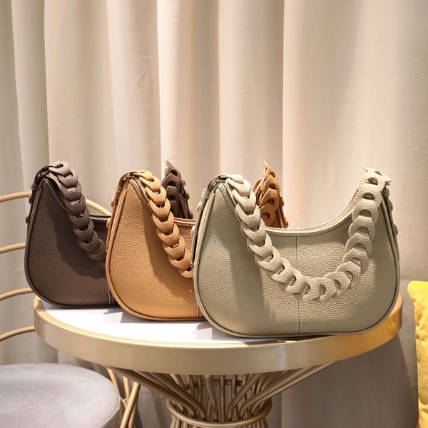 2023 new fashionable saddle wrap cowhide genuine leather women's bag shoulder designer luxury loop hobo tote bags messenger handbags
2023 new fashionable saddle wrap cowhide genuine leather women's bag shoulder designer luxury loop hobo tote bags messenger handbags
