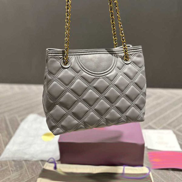 totes rhombic lattice tote bag womens designer bag multi function leather luxurys handbag hardware hollow logo shopper woman purse wallet 22
totes rhombic lattice tote bag womens designer bag multi function leather luxurys handbag hardware hollow logo shopper woman purse wallet 22