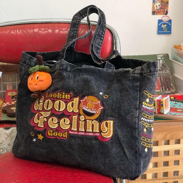 evening bags retro denim jeans embroidery casual tote cool girl shoulder bags soft student large capacity shopping handbags vintage
evening bags retro denim jeans embroidery casual tote cool girl shoulder bags soft student large capacity shopping handbags vintage