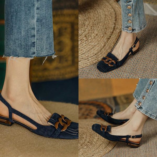 sandals retro ladies flat sandals leisure thick heel fashion low-heeled women's shoes summer design metal decoration female pumps 23032, Black
sandals retro ladies flat sandals leisure thick heel fashion low-heeled women's shoes summer design metal decoration female pumps 23032, Black