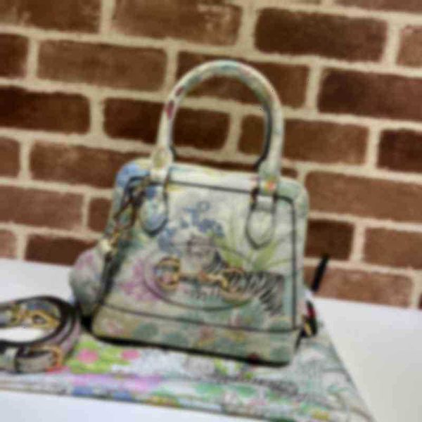 luxury brand bags horsebit 1955 collection mini handbag 677212 woman embossing leather shoulder oph tyuq, Black;white
luxury brand bags horsebit 1955 collection mini handbag 677212 woman embossing leather shoulder oph tyuq, Black;white
