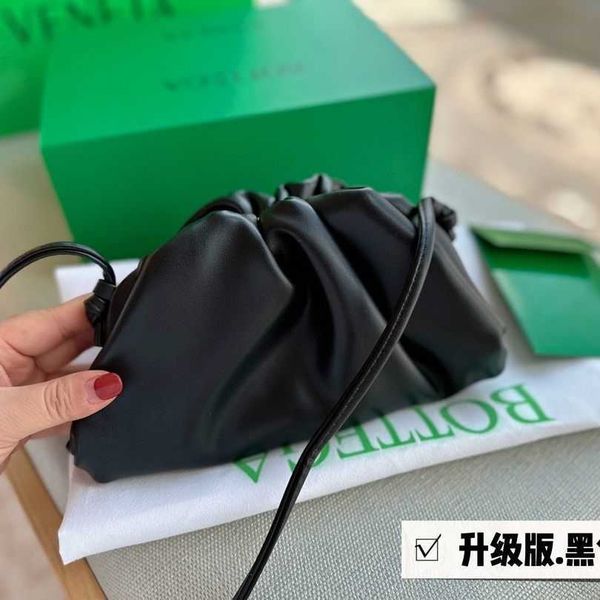 mini designer bag botegas cross pouch teen womens body bags handbag red pleated 2023 dumpling abn5
mini designer bag botegas cross pouch teen womens body bags handbag red pleated 2023 dumpling abn5