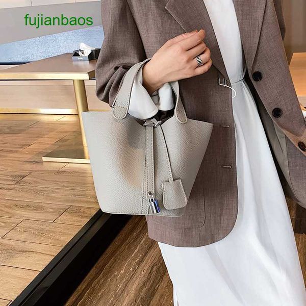 hemres picotn handbags vegetable basket bag 2023 new portable trendy simple versatile women's atmospheric high-end feel bucket mother, Black
hemres picotn handbags vegetable basket bag 2023 new portable trendy simple versatile women's atmospheric high-end feel bucket mother, Black