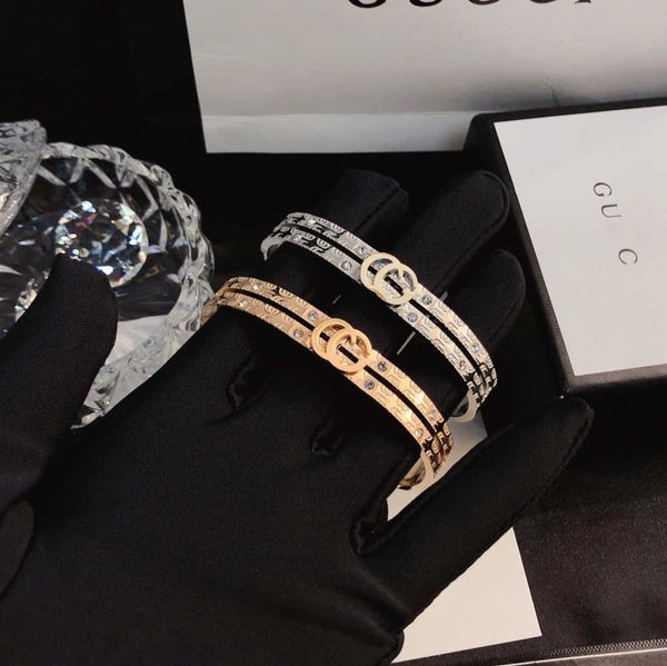 bangle 18k gold 925 silver luxury fashion jewelry girl love letter bracelet designer accessories couple family with box 58ess, Black
bangle 18k gold 925 silver luxury fashion jewelry girl love letter bracelet designer accessories couple family with box 58ess, Black