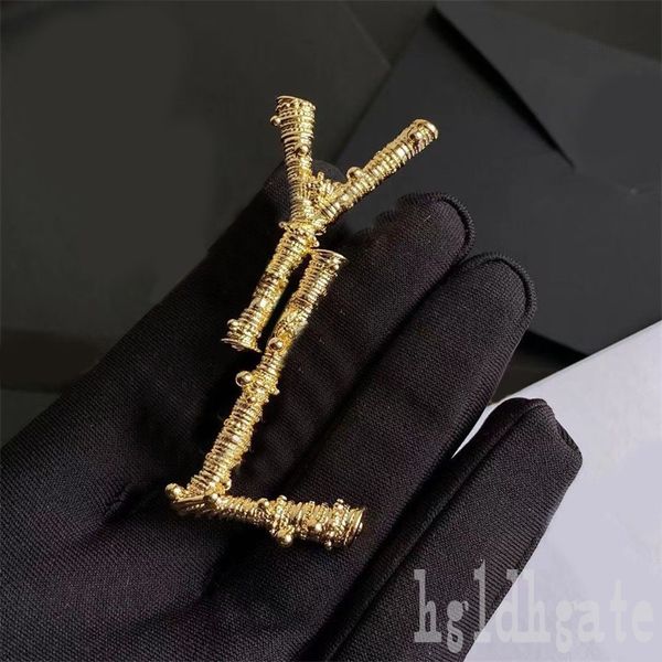 shirts broche clothes letter fashion brooches for women large luxury dresses vintage modern hiphop alloys plated gold brooch chic special me, Gray
shirts broche clothes letter fashion brooches for women large luxury dresses vintage modern hiphop alloys plated gold brooch chic special me, Gray