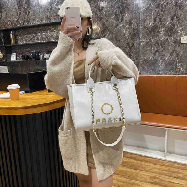 70% off luxury handbags women's metal badge tote bag small fashion beach capacity large leather one backpack p0gy
70% off luxury handbags women's metal badge tote bag small fashion beach capacity large leather one backpack p0gy