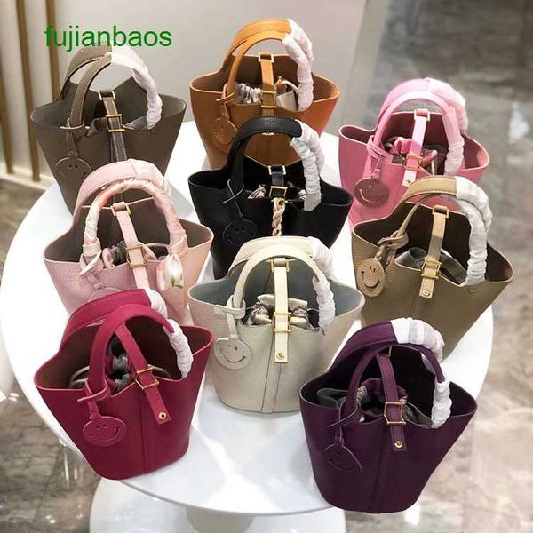 hemres picotn handbags jinyan women's bag 2023 new vegetable basket children's bun head layer cowhide portable bucket, Black
hemres picotn handbags jinyan women's bag 2023 new vegetable basket children's bun head layer cowhide portable bucket, Black
