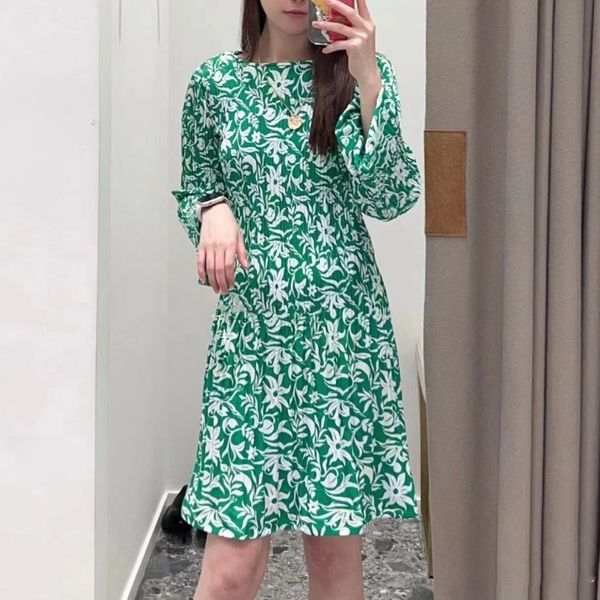 casual dresses maje french style green dress silhouette floral printed pleated dress for women, Black;gray
casual dresses maje french style green dress silhouette floral printed pleated dress for women, Black;gray