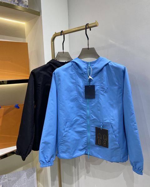 spring and autumn new brand designer double sided jackets us size fashion jacket highend brooch design mens luxury zipper casual jacket nzz, Black;brown
spring and autumn new brand designer double sided jackets us size fashion jacket highend brooch design mens luxury zipper casual jacket nzz, Black;brown