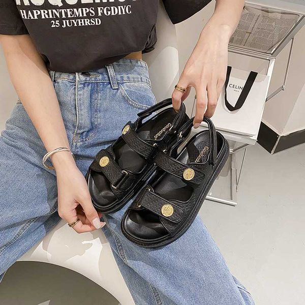 2022 luxury gold button sandals women fashion summer brand sandals females casual peep toe buckle flats women shoes sandals 0419, Black
2022 luxury gold button sandals women fashion summer brand sandals females casual peep toe buckle flats women shoes sandals 0419, Black