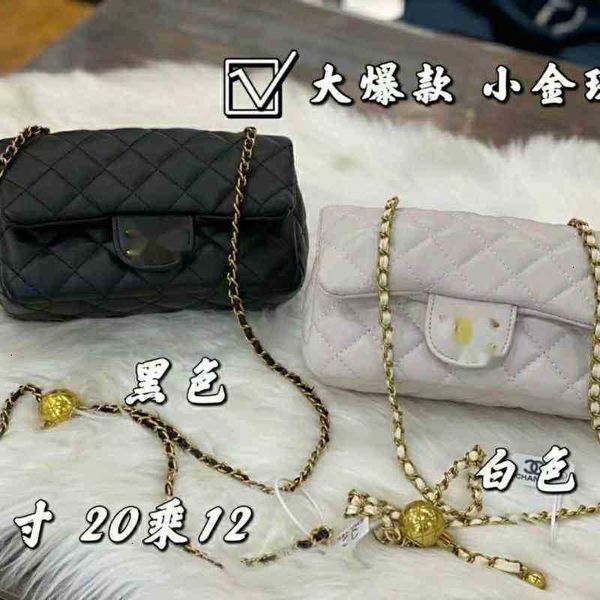 brand design woman's letter quilted shoulder chain cc bag lambskin handbag vintage messenger bags caviar leather le boy 2.55 flap bag 1, White
brand design woman's letter quilted shoulder chain cc bag lambskin handbag vintage messenger bags caviar leather le boy 2.55 flap bag 1, White